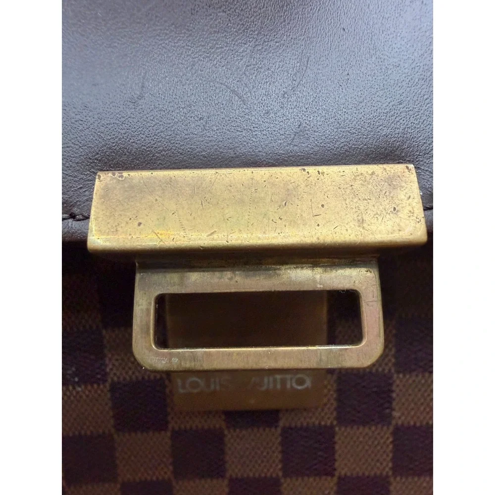 Louis Vuitton pre owned